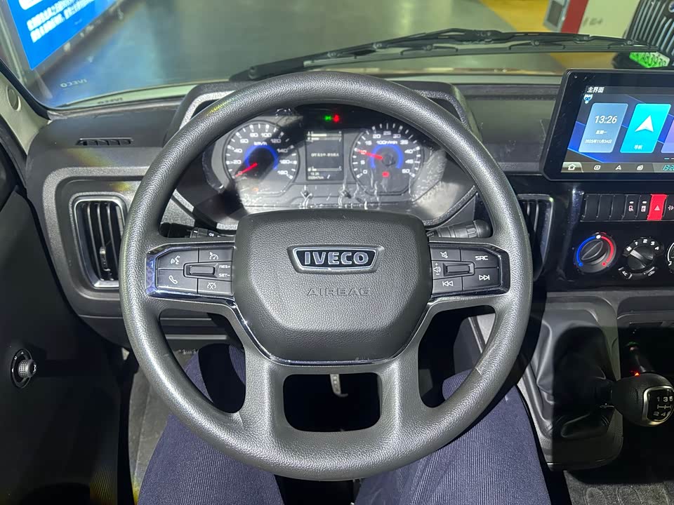 Iveco proud