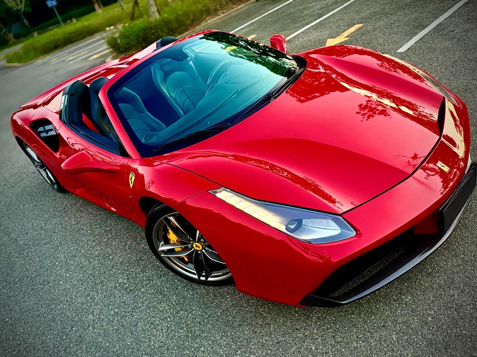 Ferrari 488