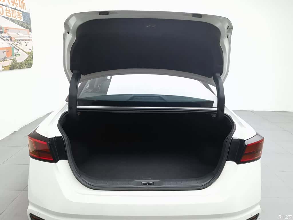 Nissan Teana, 2020 16
