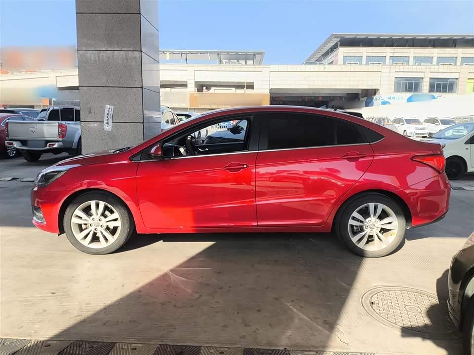 Chery Arrizo 5