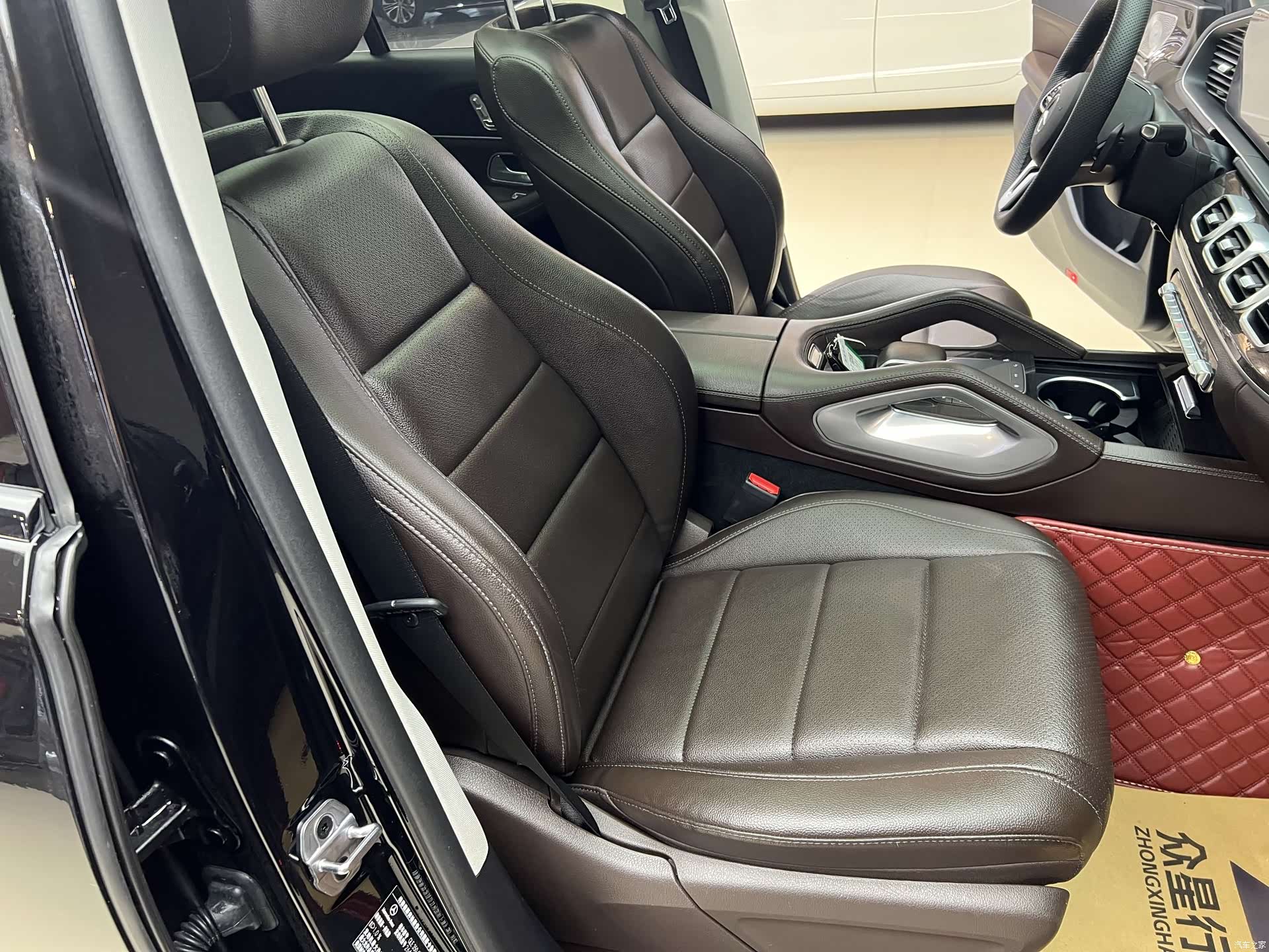Mercedes-Benz GLE, 2021 12