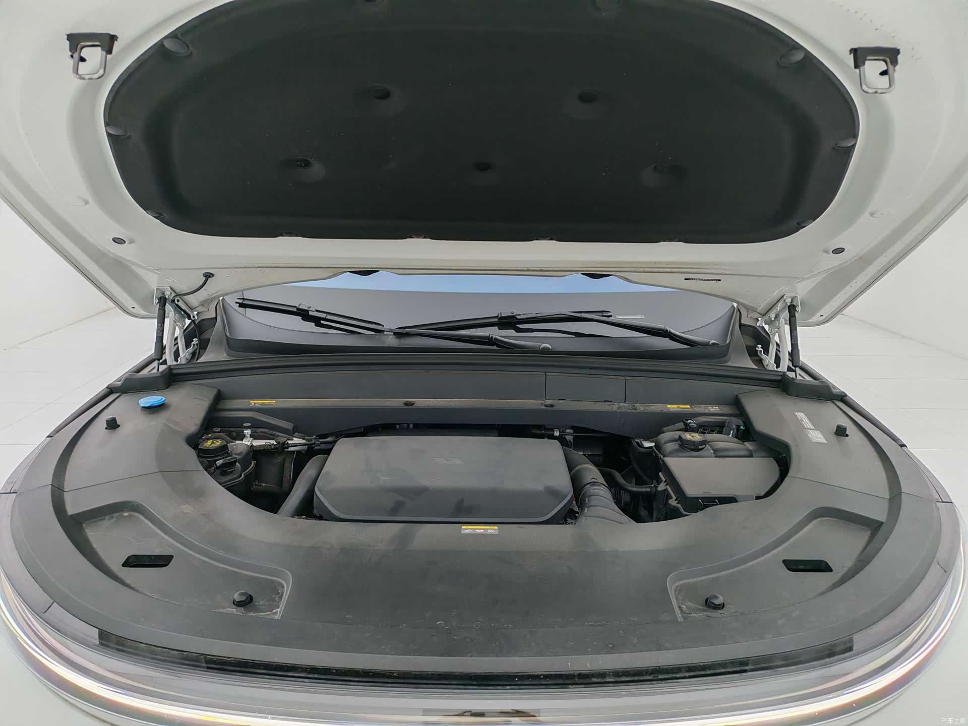 Li Auto L7, 2023 8