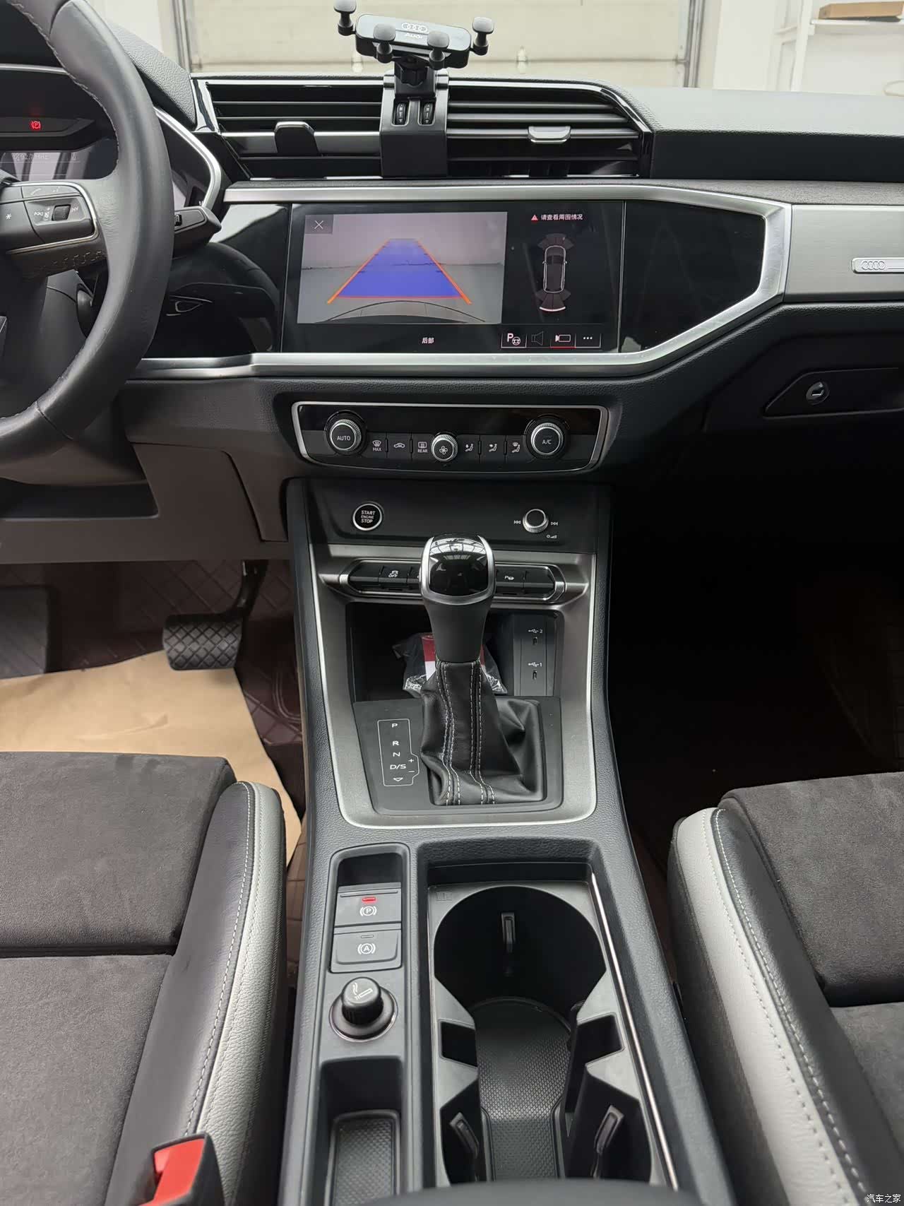 Audi Q3, 2022 18