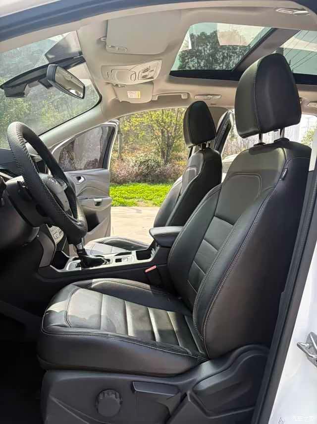 Ford Kuga, 2017 7