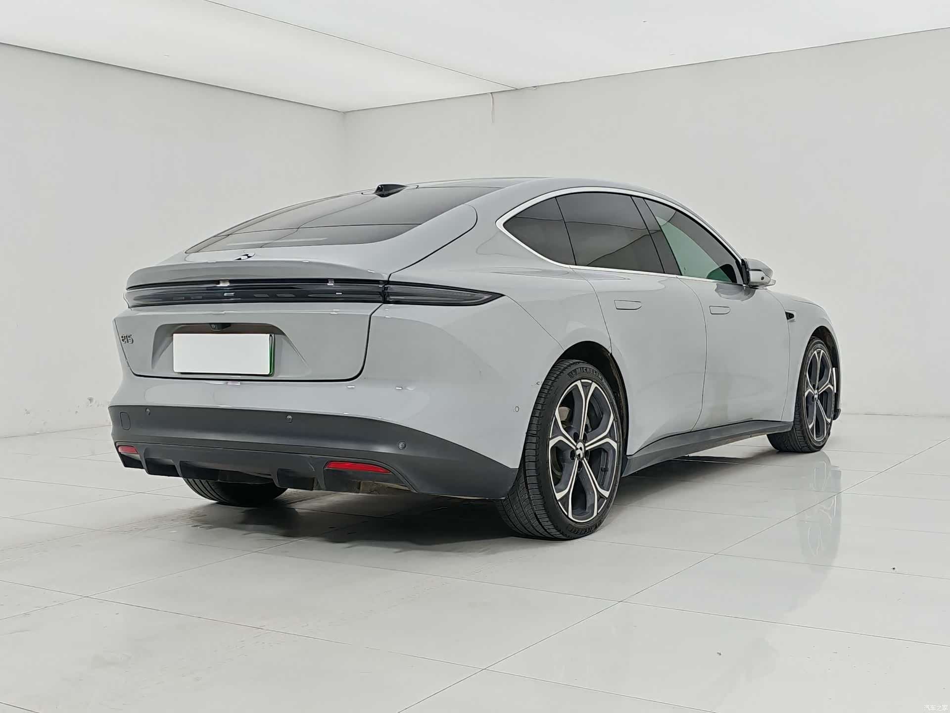 NIO ET5, 2024 все фото