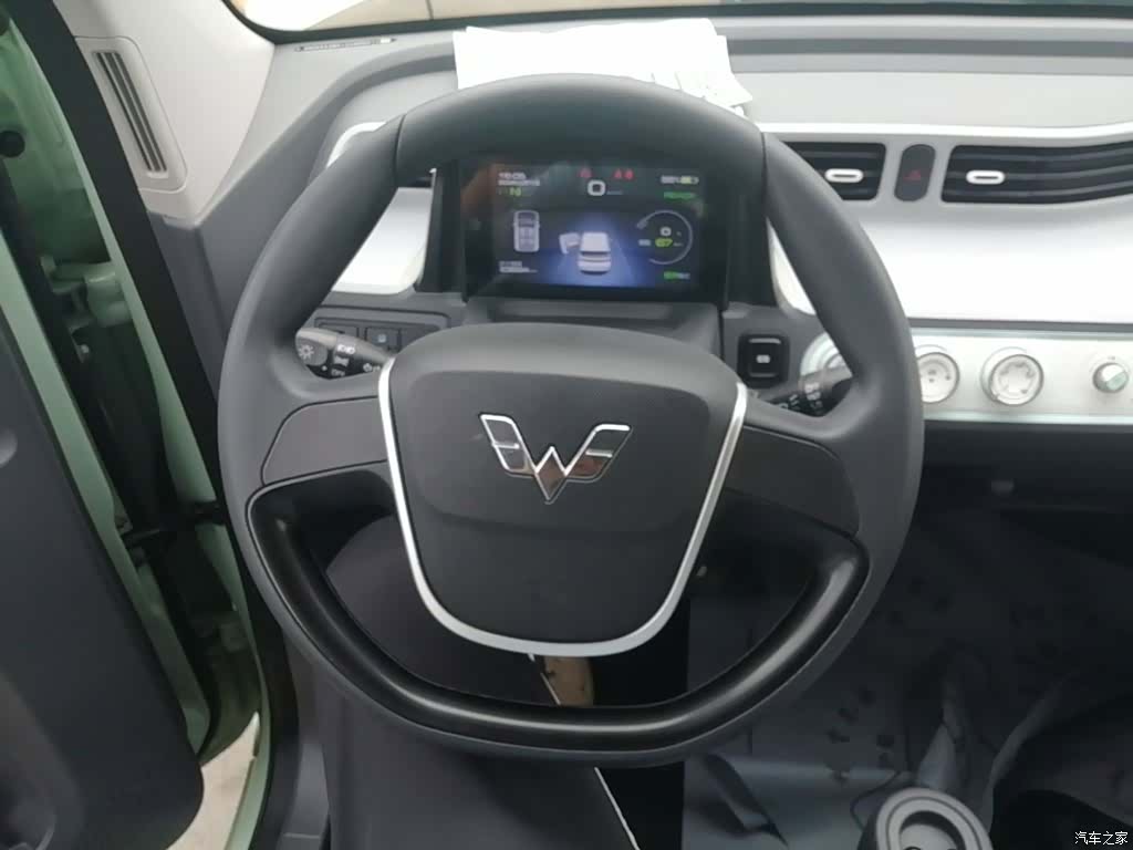 Wuling MINIEV, 2022 11