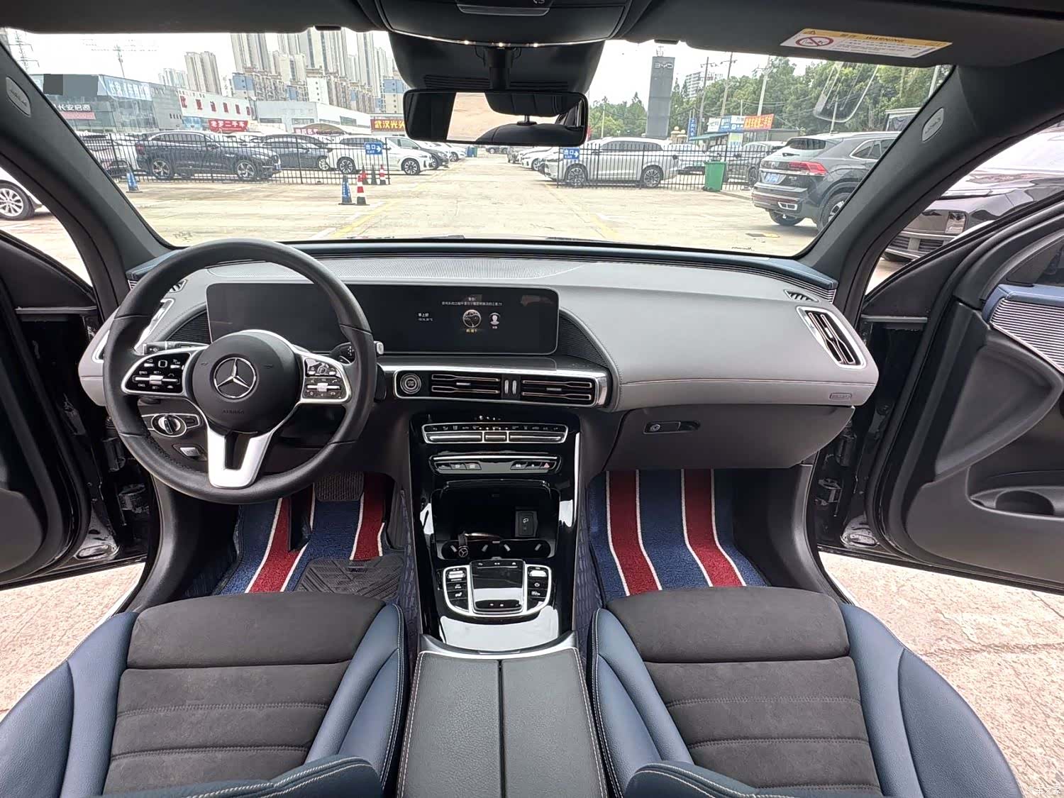 Mercedes-Benz EQC, 2020 7