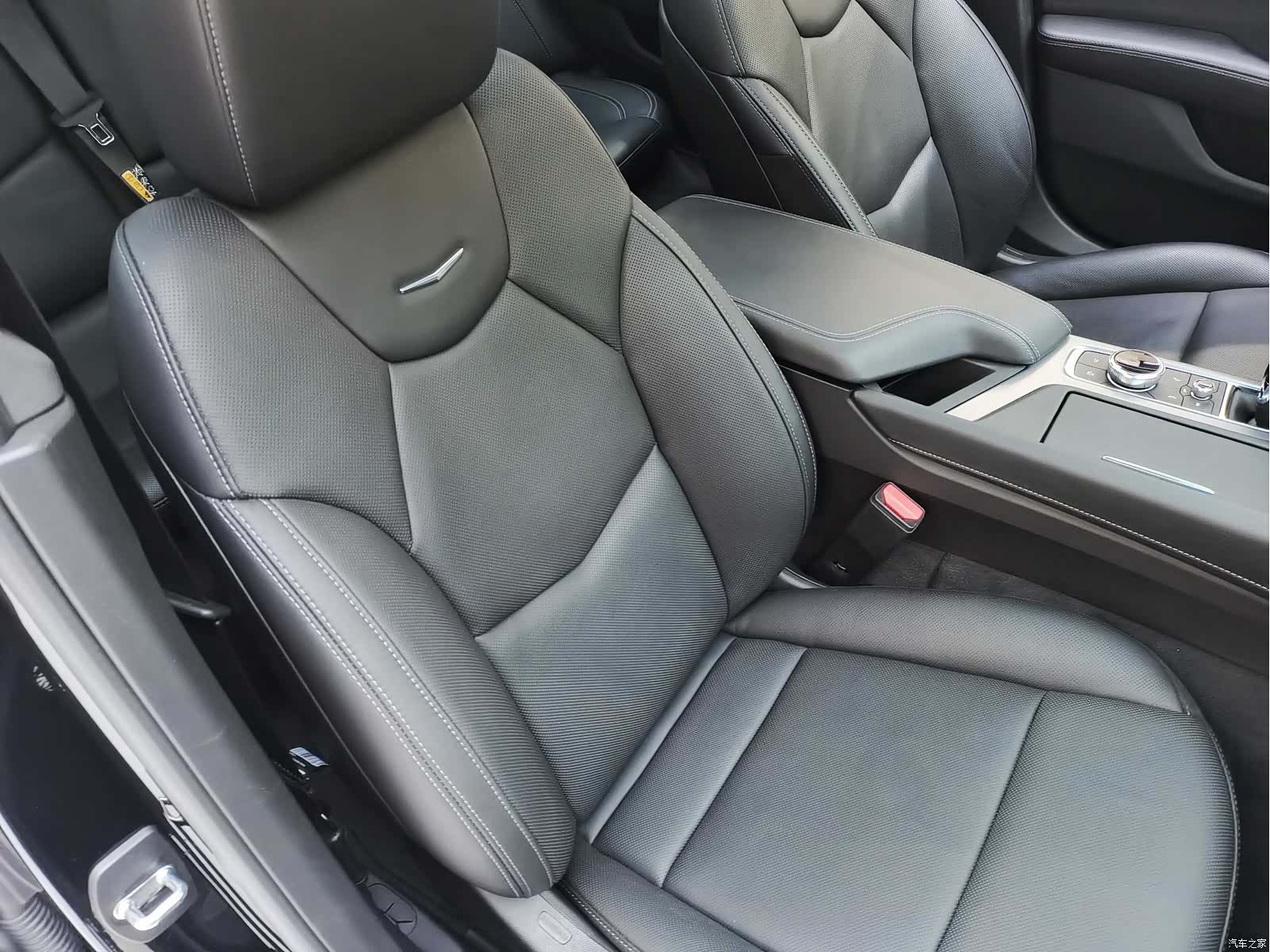 Cadillac CT5, 2023 11