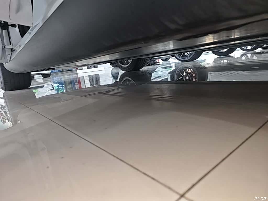 Tesla Model Y, 2022 22
