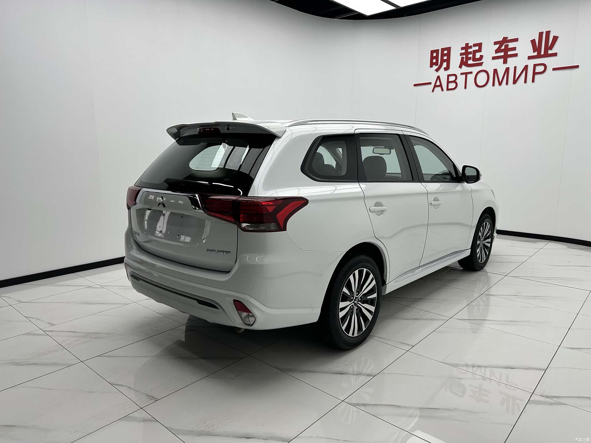 Mitsubishi Outlander, 2022 9