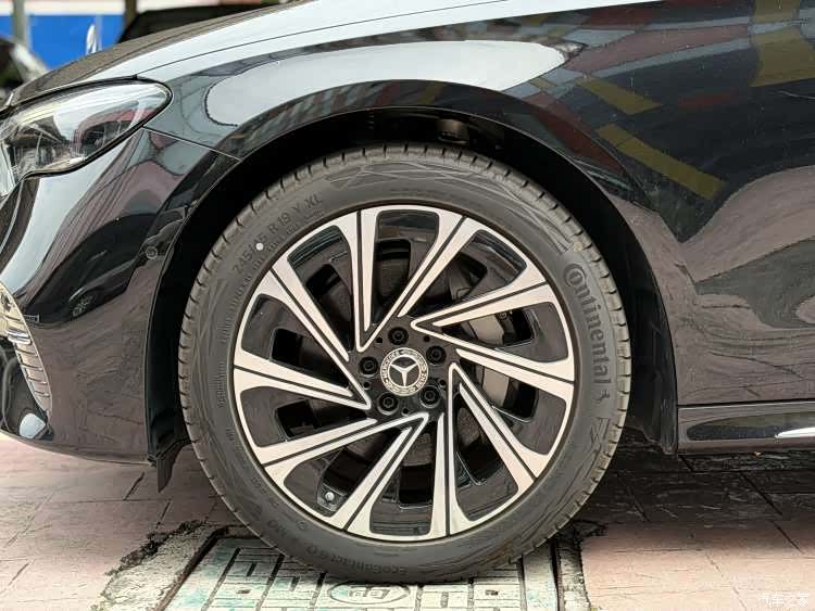 Mercedes-Benz E-Class, 2025 7