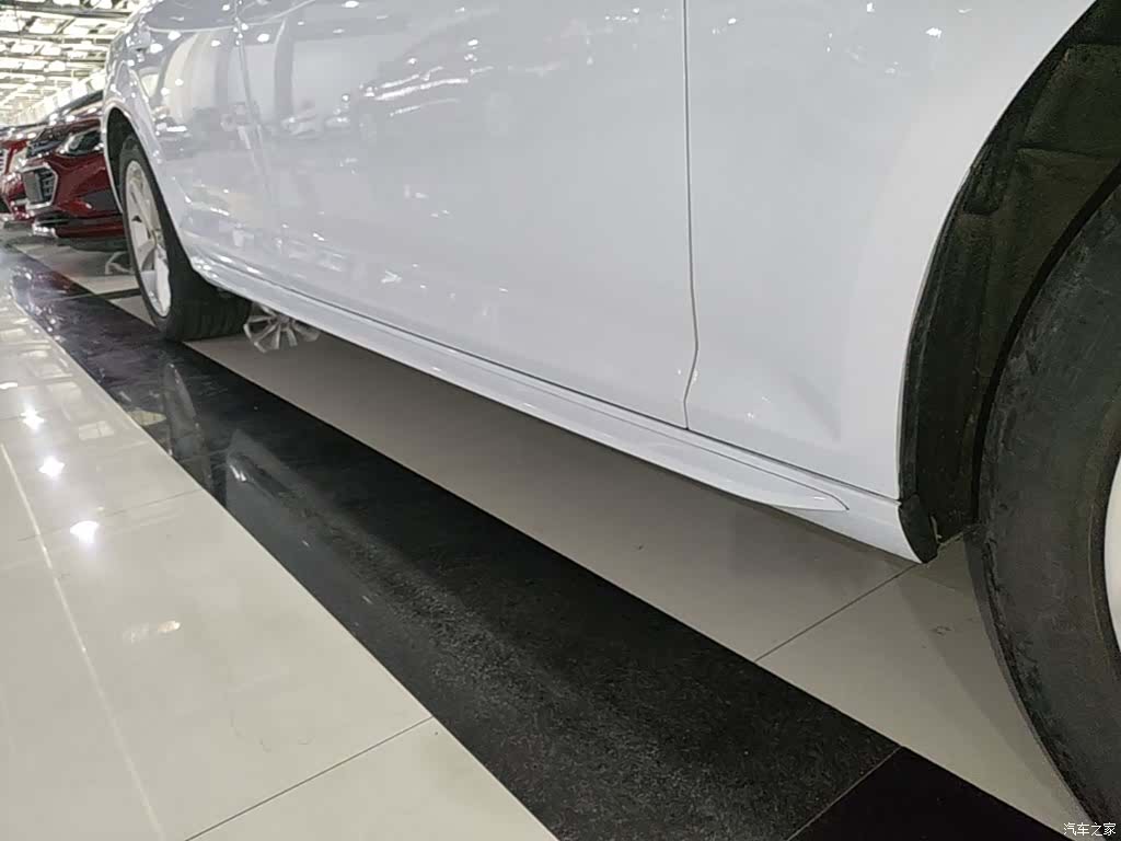 Audi A4L, 2017 21