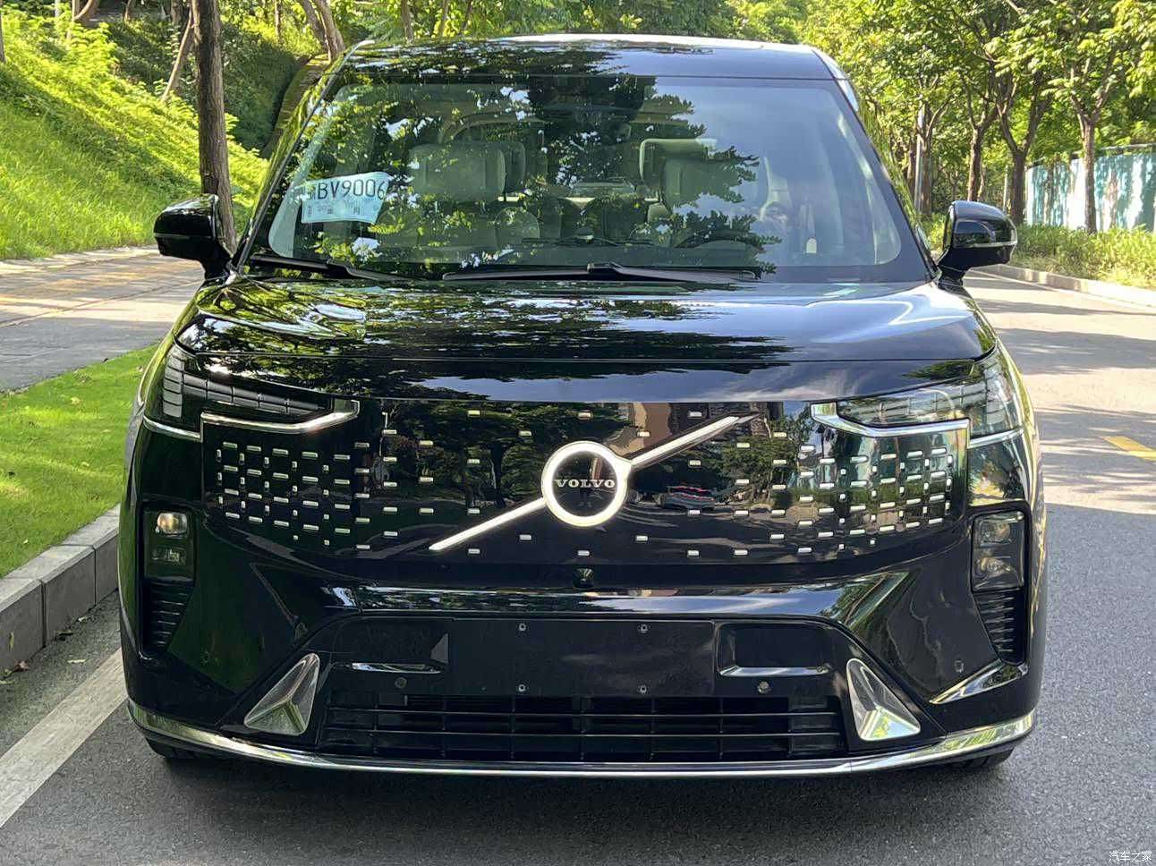 Volvo EM90, 2024 2