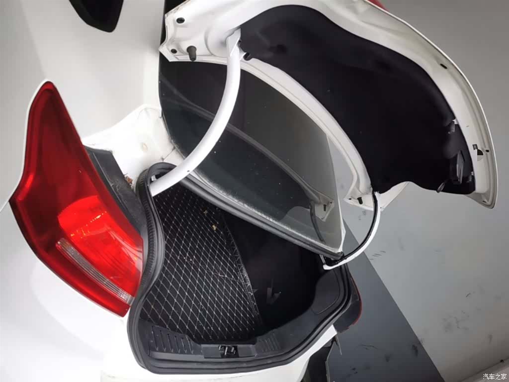 Ford Focus, 2017 10