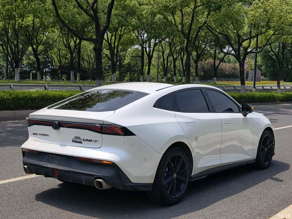 Changan UNI-V, 2023 9