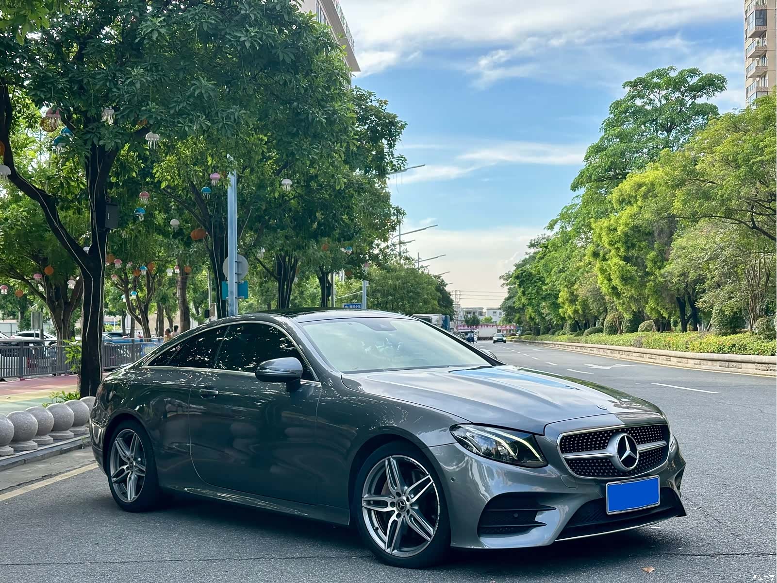 Mercedes-Benz E-Class, 2018 1