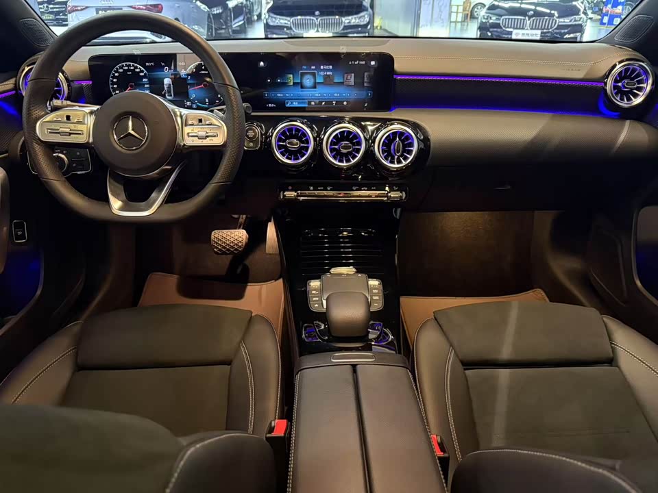 Mercedes-Benz Class A Mercedes-Benz Class A