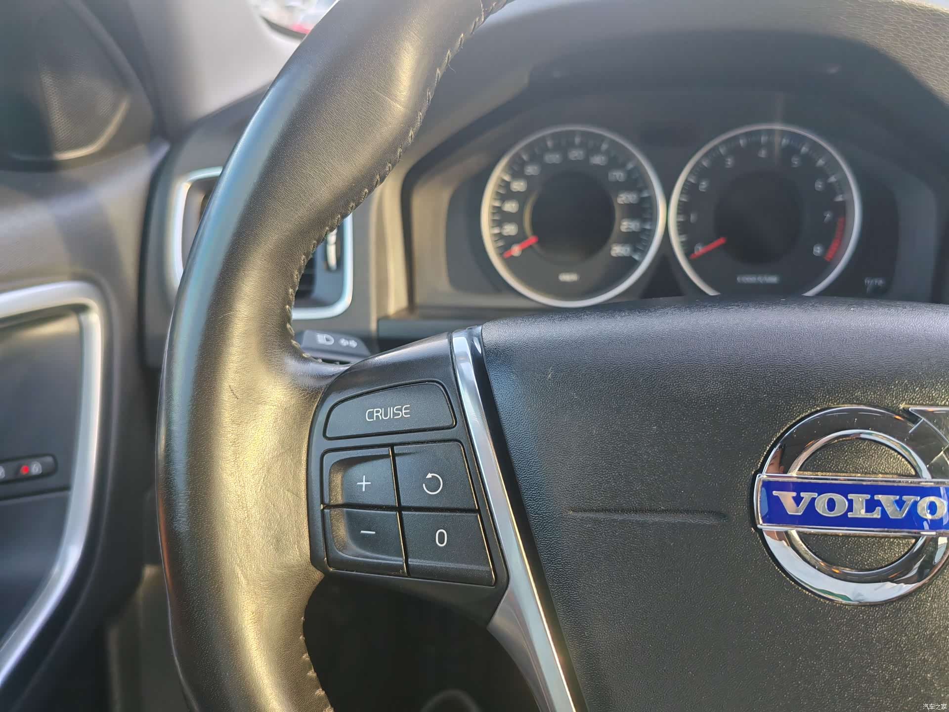 Volvo V60, 2013 7