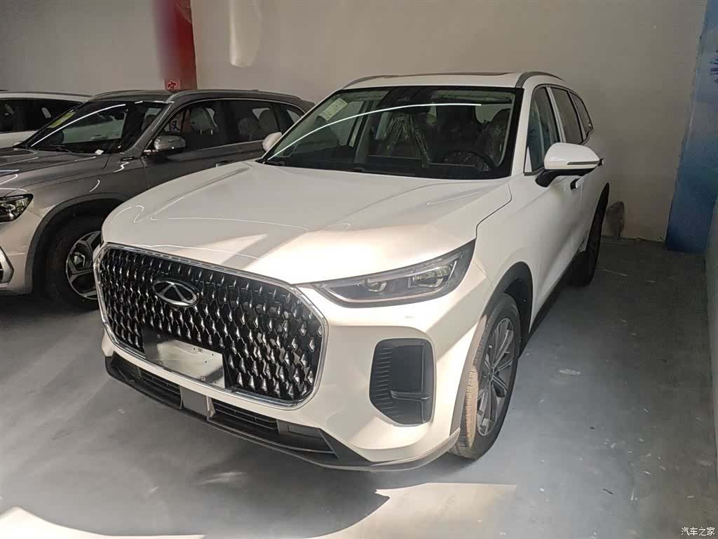 Chery Tiggo 8