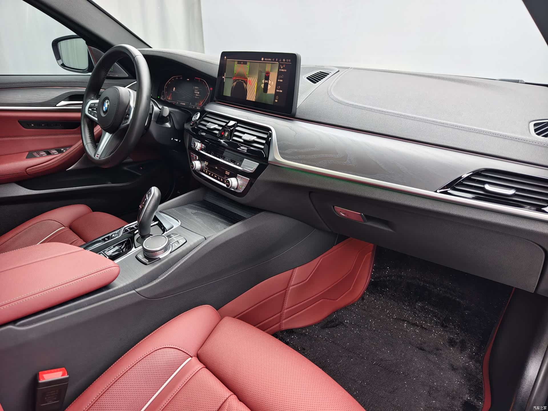 BMW 5 Series, 2021 11