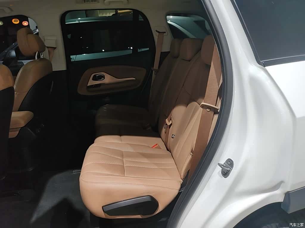 NIO ES8, 2019 17