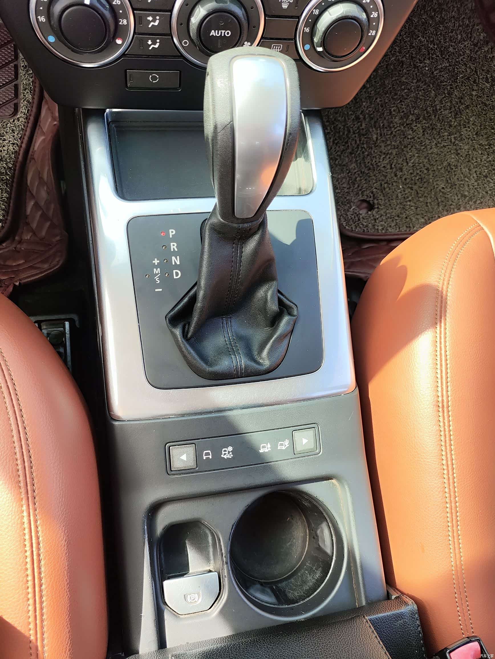Land Rover SD4, 2013 19