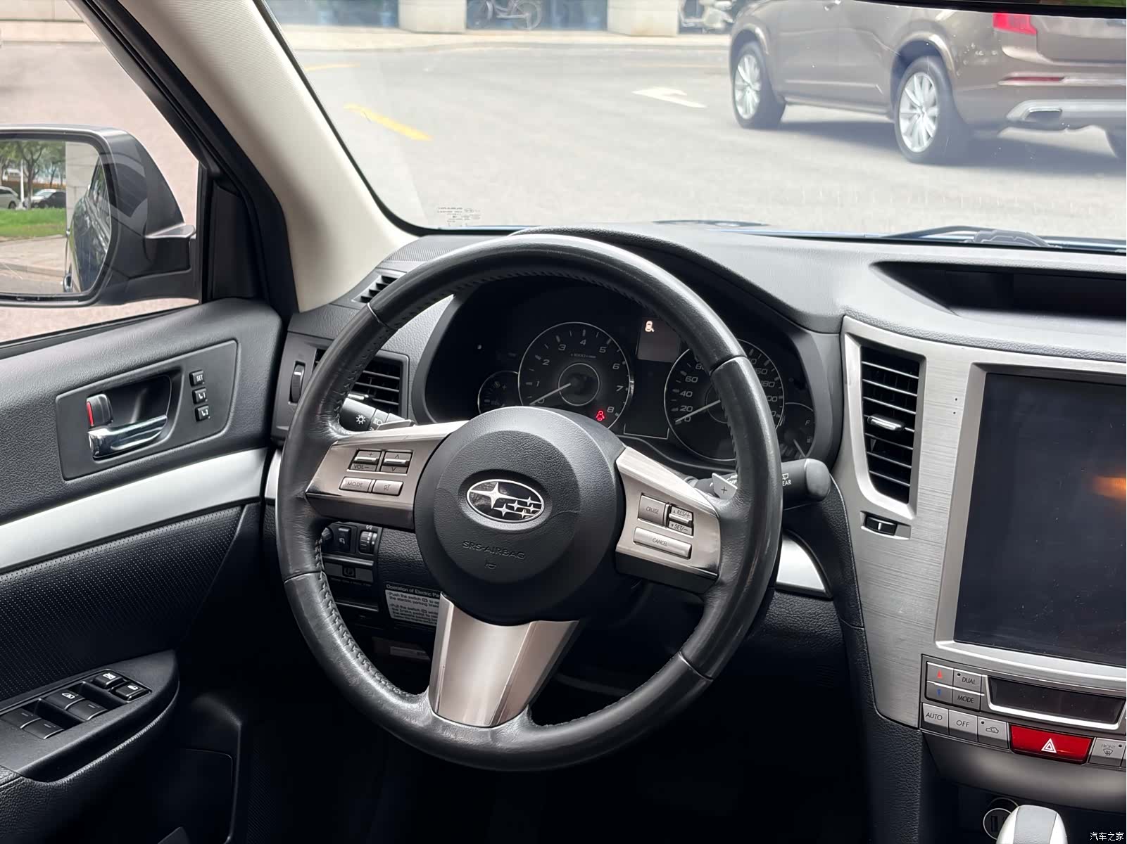 Subaru Legacy, 2010 10