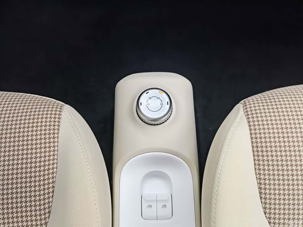 Wuling MINIEV, 2024 13