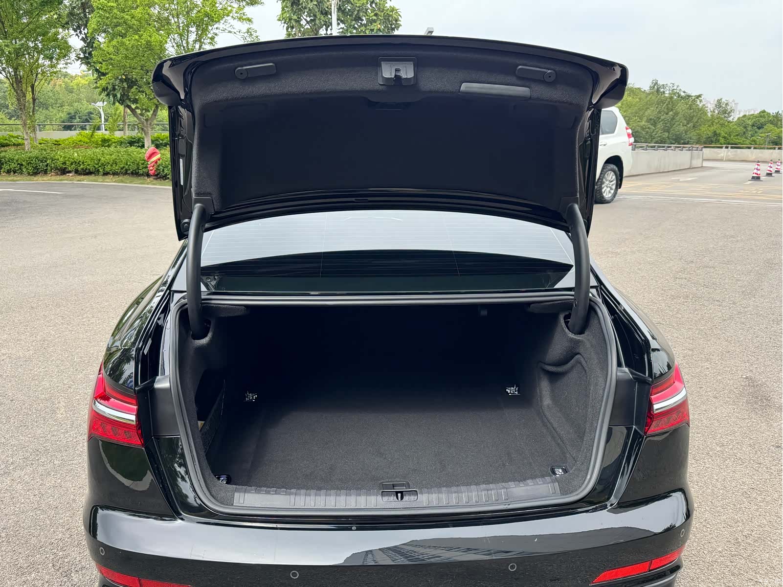 Audi A6L, 2022 36