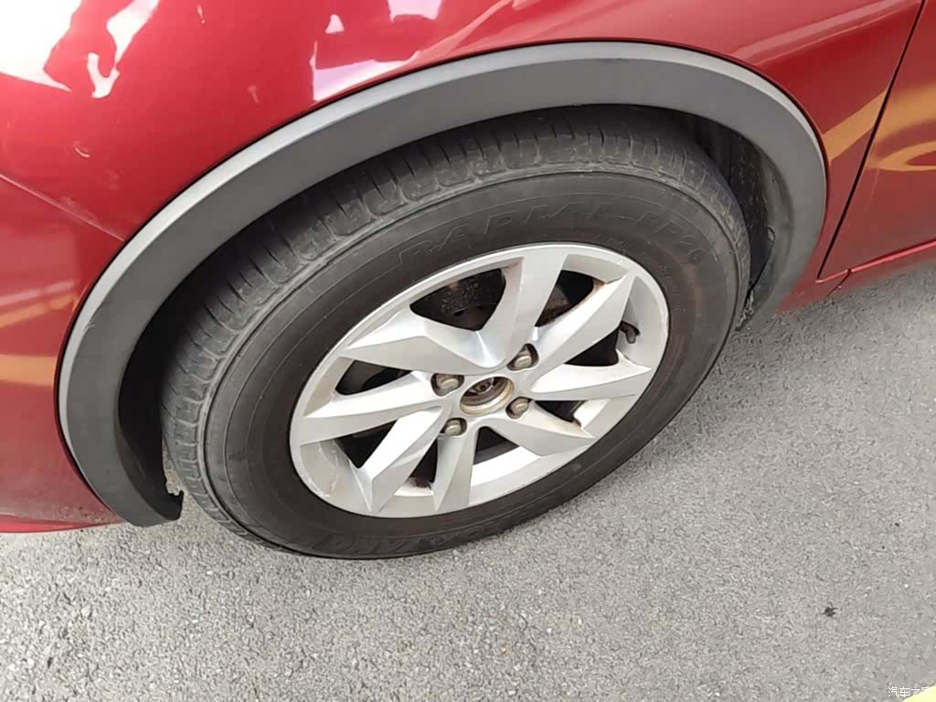 Wuling 310W, 2018 23