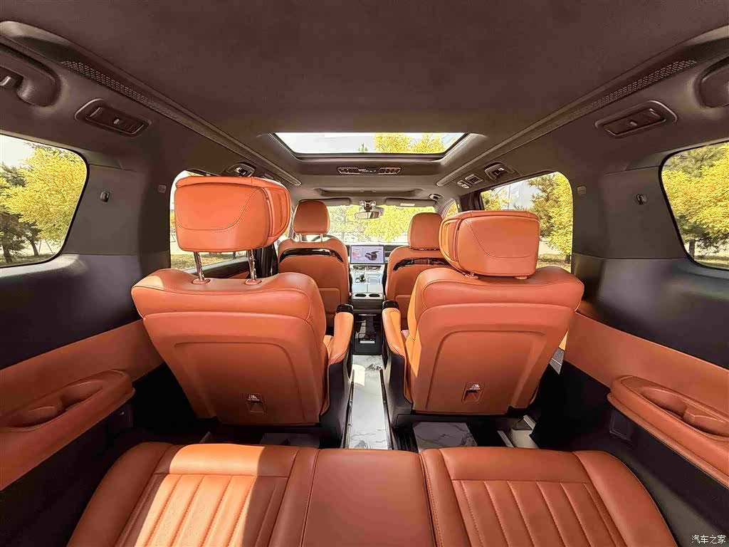 Trumpchi E9, 2024 23