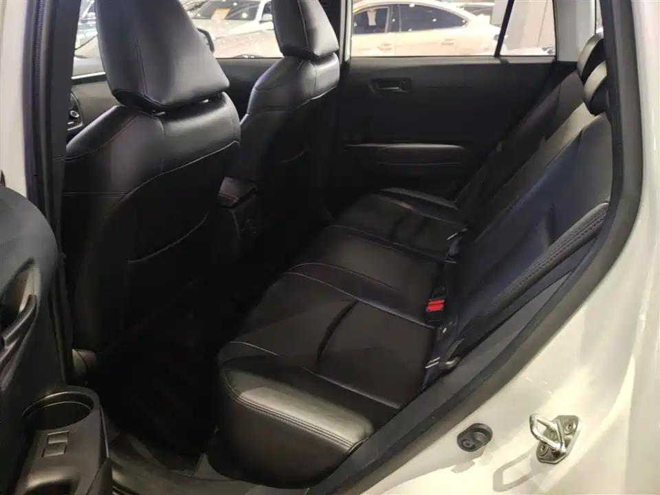 Toyota Corolla Sharp amplifier