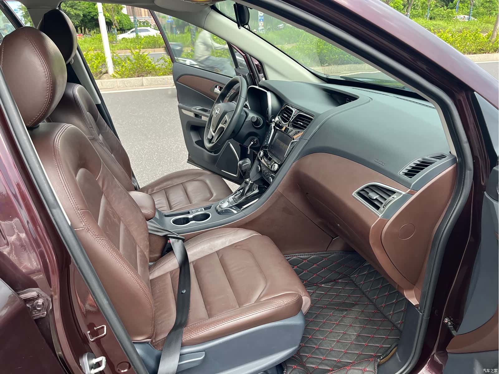 Haima V70, 2016 11