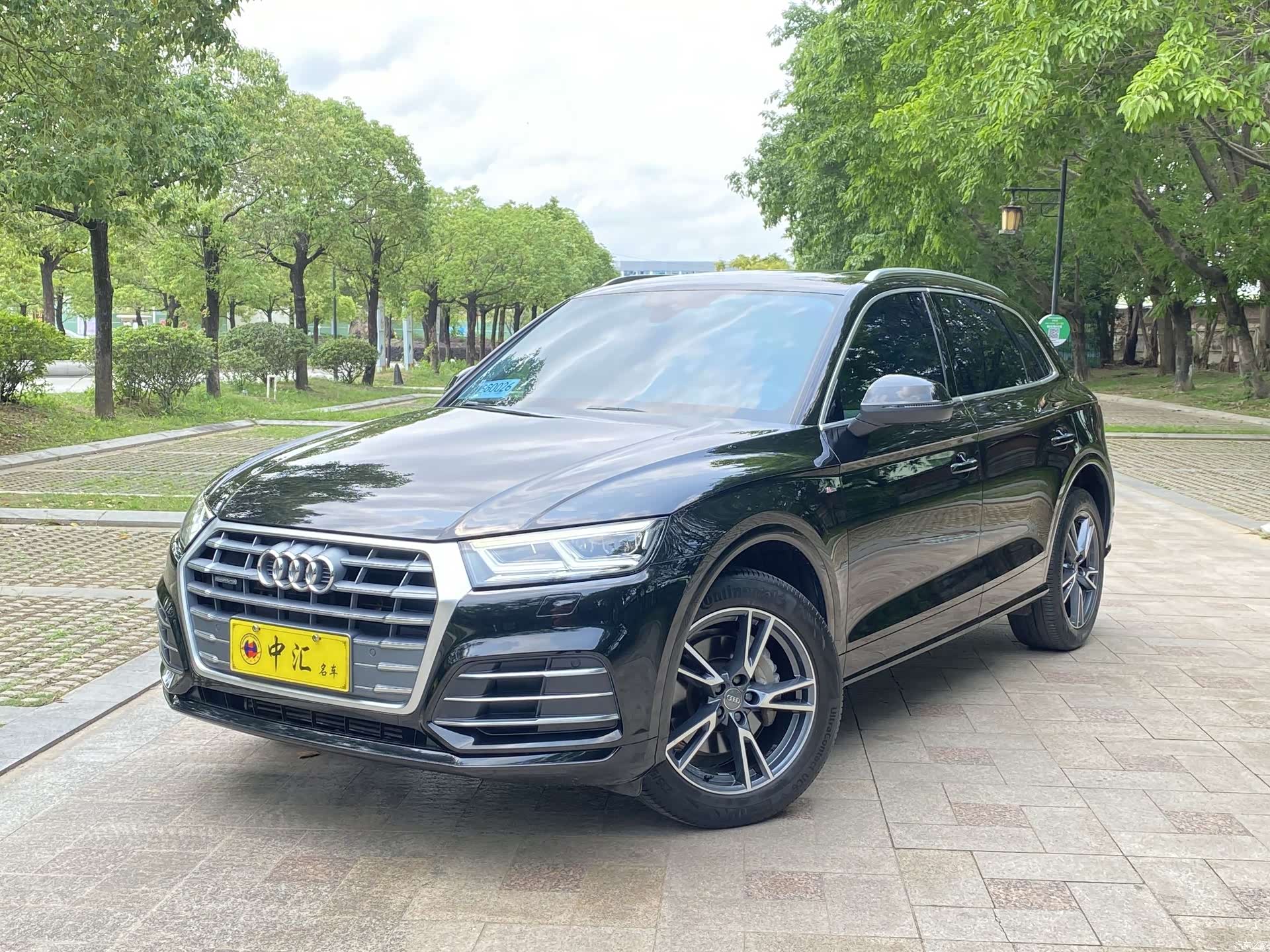 Audi Q5L, 2019 1