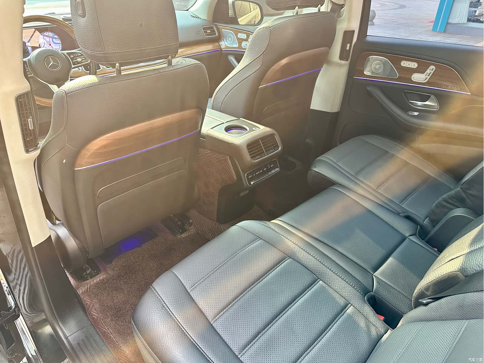 Mercedes-Benz GLS, 2020 15