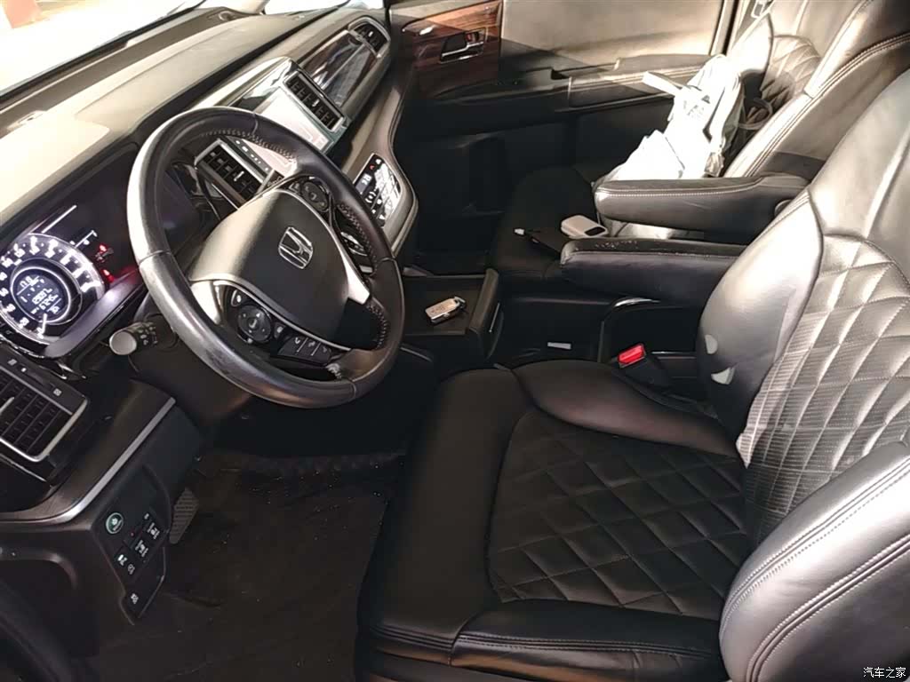 Honda Elysion, 2018 22