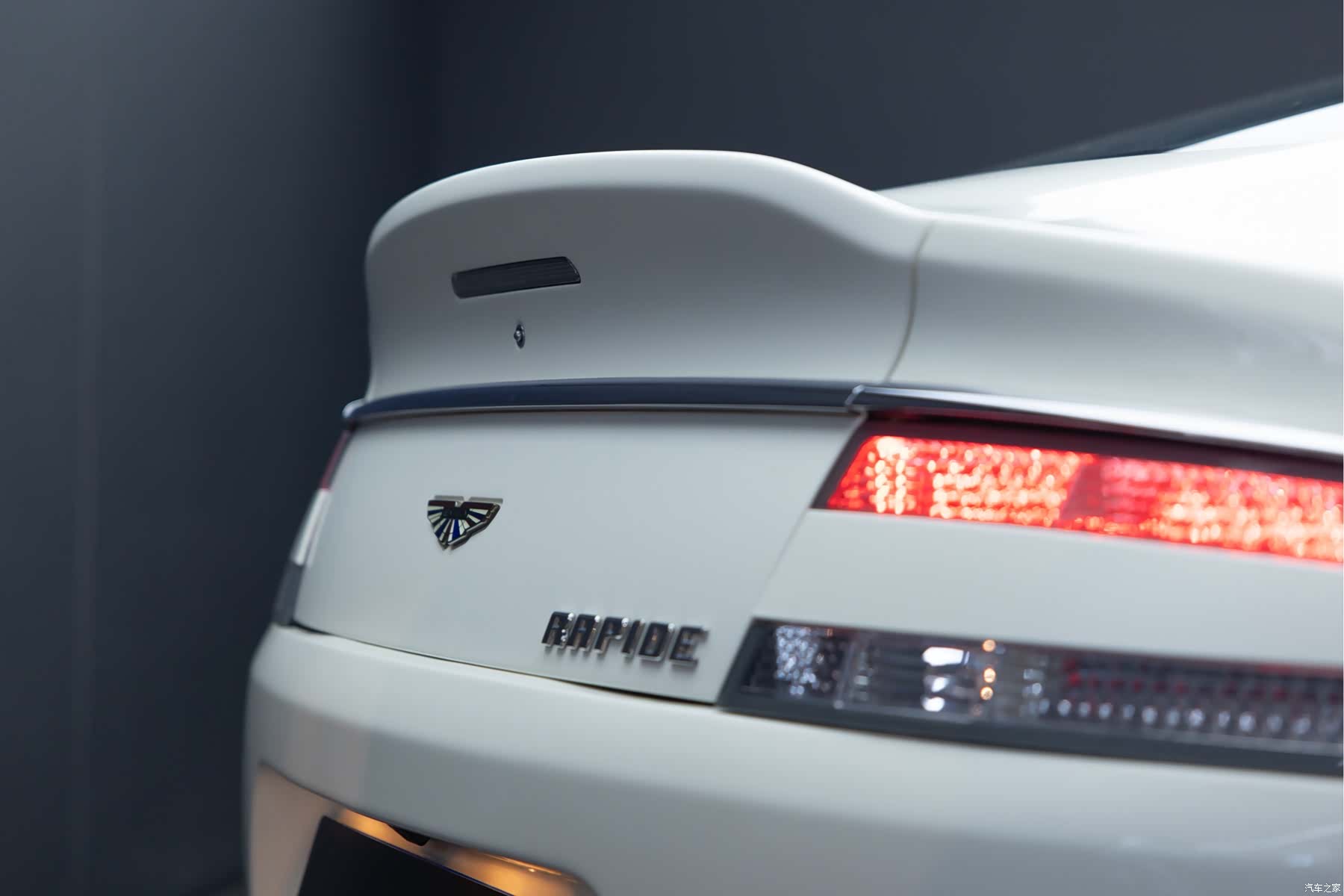 Aston Martin Rapide, 2017 37