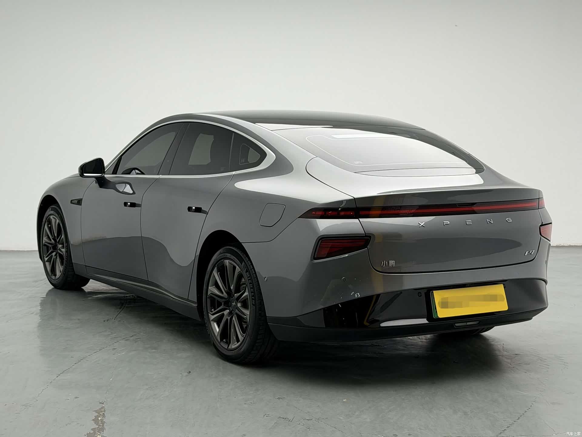 Xpeng P7, 2023 6