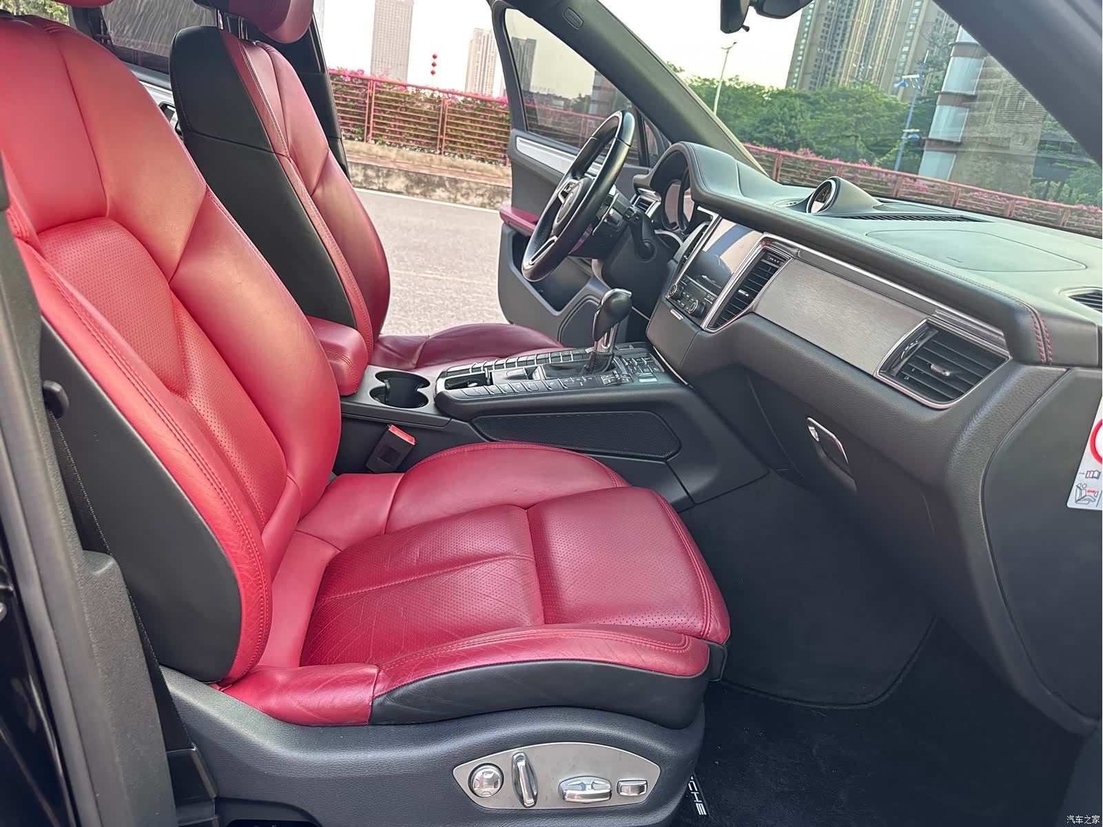 Porsche Macan, 2016 10