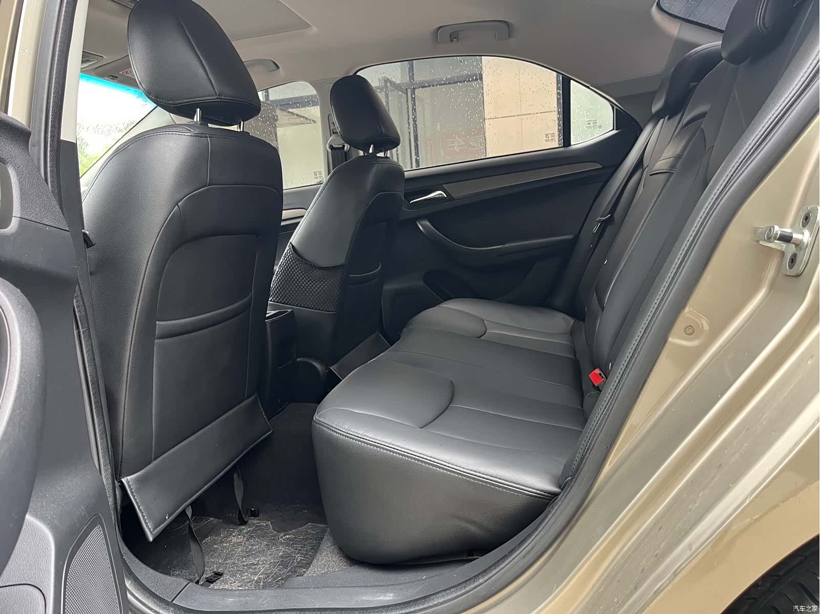 Roewe 360, 2016 8
