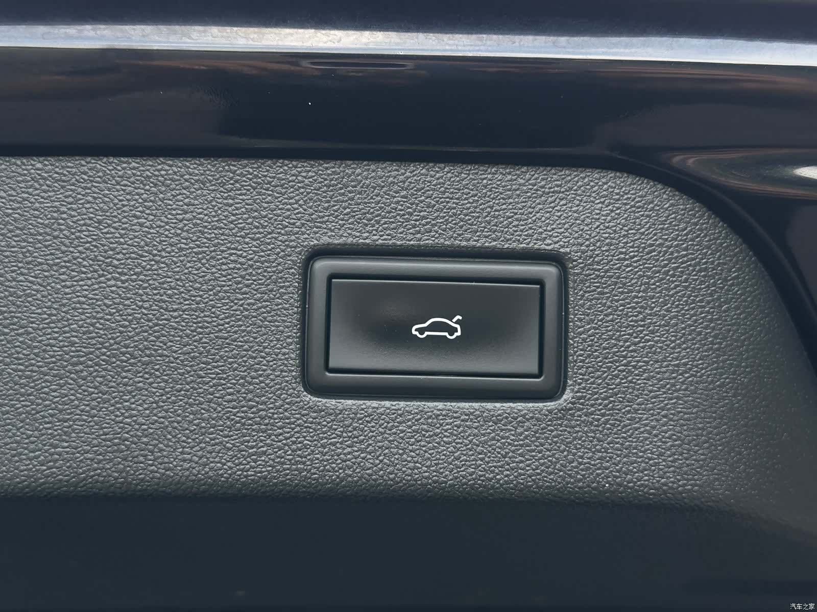 Volkswagen Passat, 2023 24