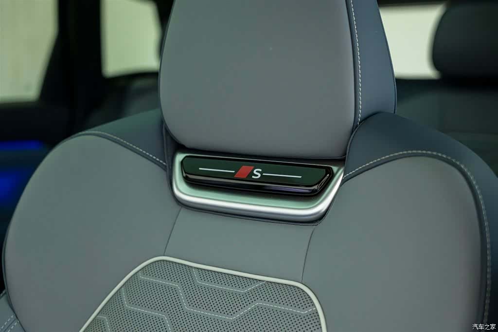 Audi e-tron, 2025 21