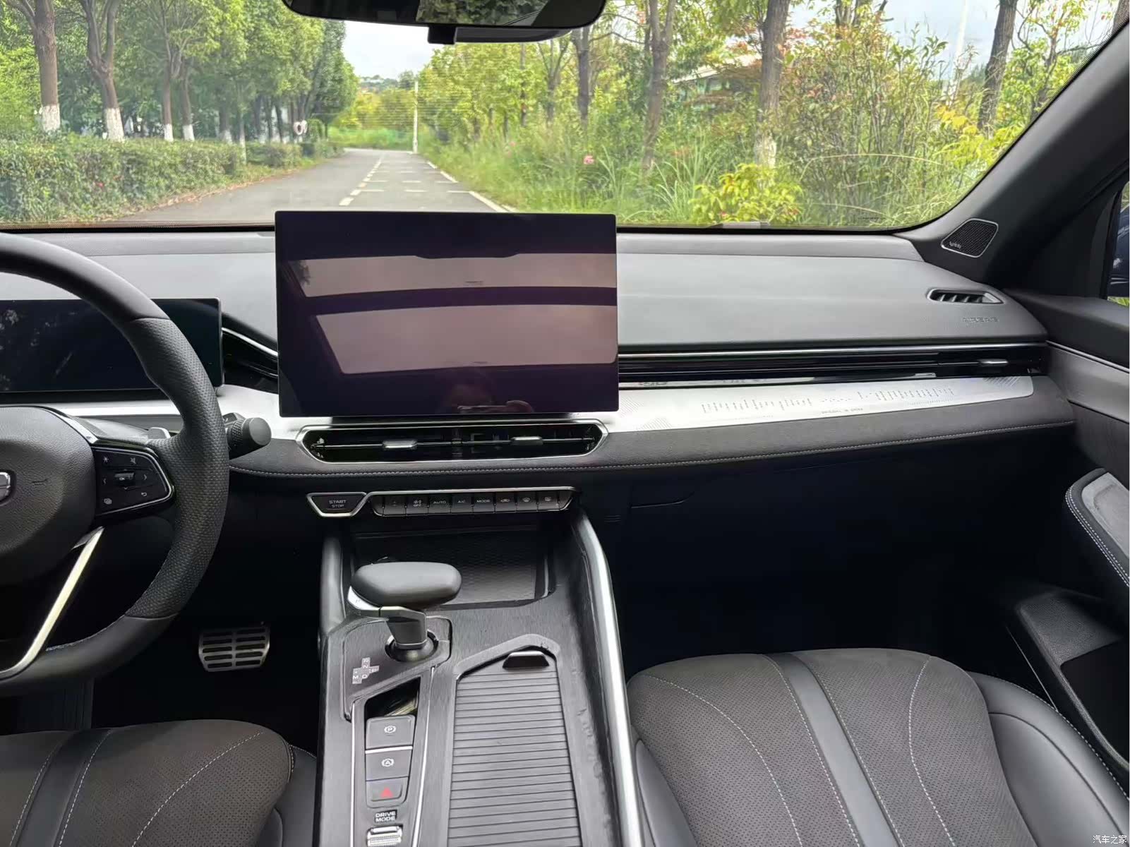 Geely Preface, 2025 13