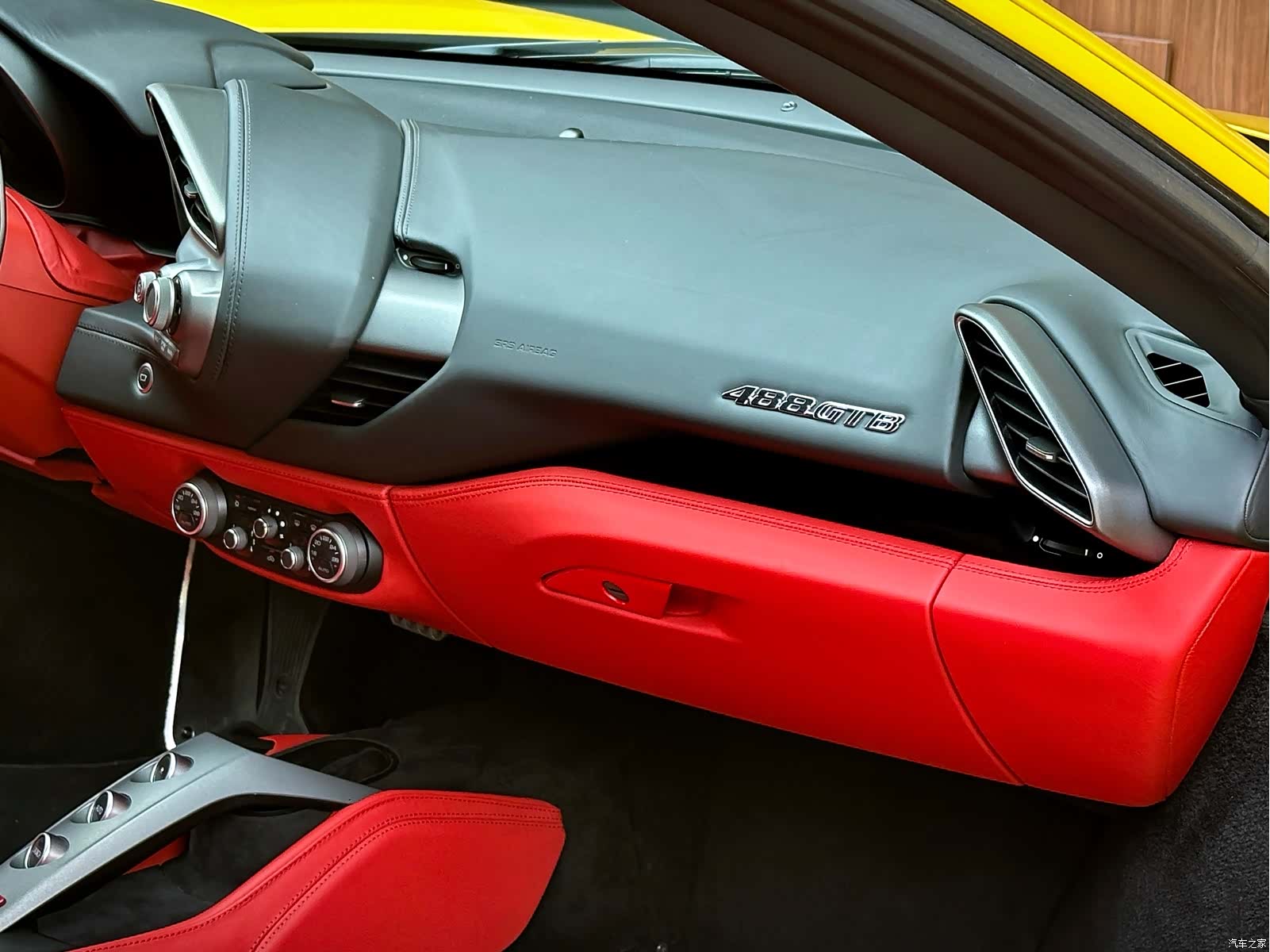 Ferrari 488, 2017 17