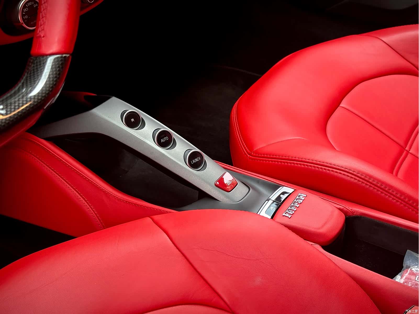 Ferrari 488, 2017 13