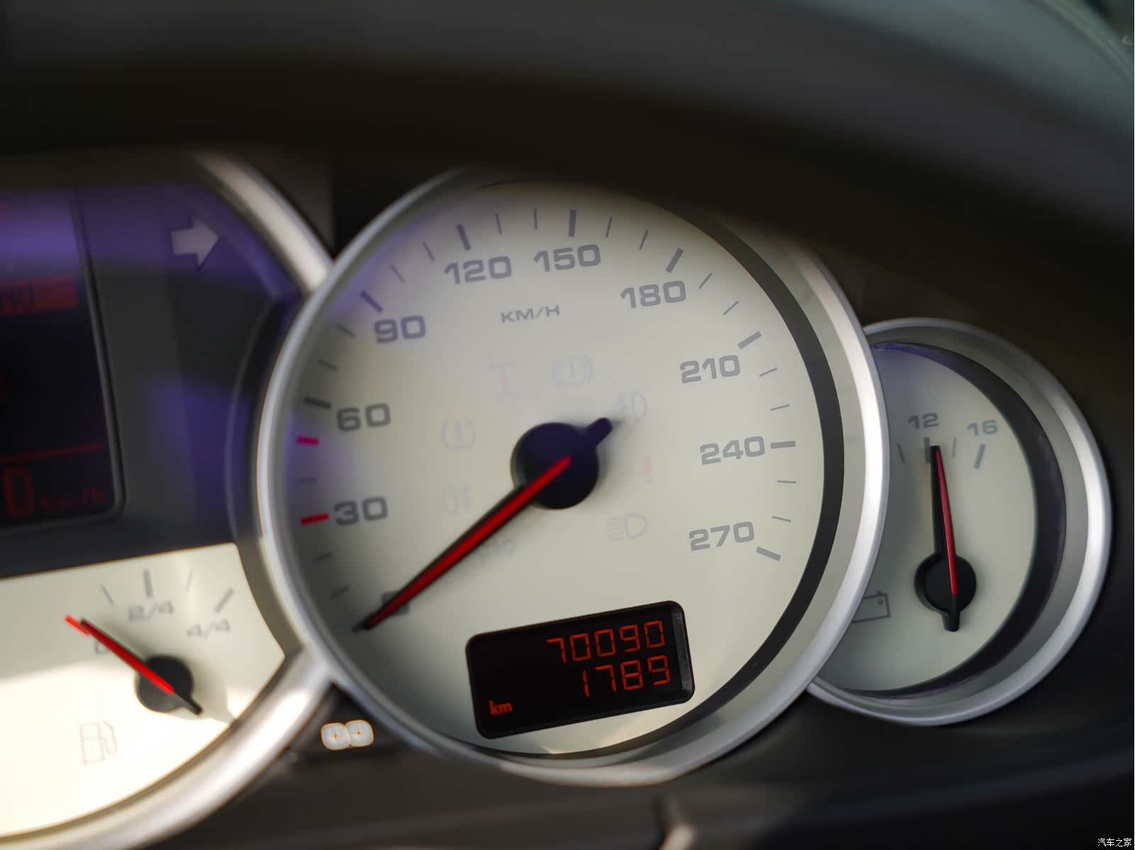 Porsche Cayenne, 2010 30