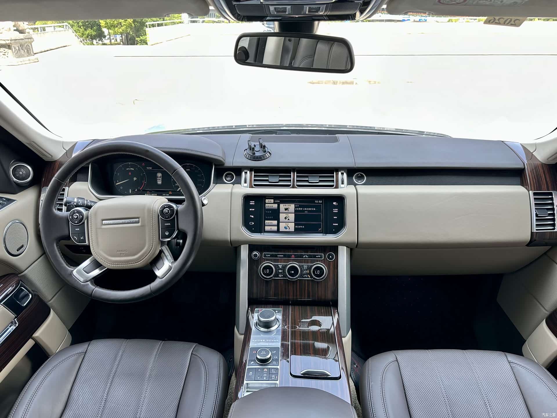 Land Rover Range Rover, 2015 11