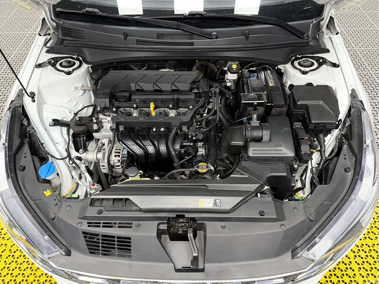 Hyundai Elantra, 2022 22