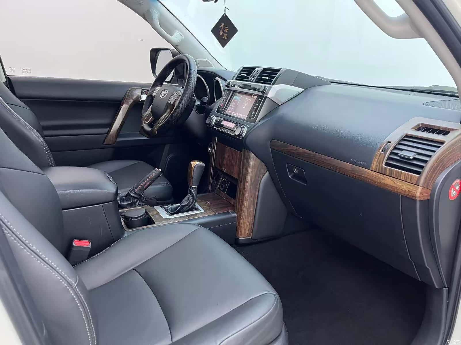 Toyota Prado, 2017 13