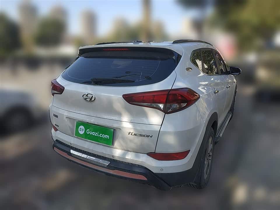 Hyundai Tucson